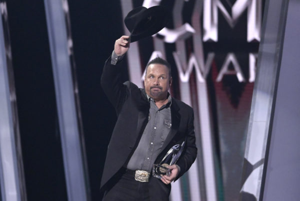 Garth Brooks accepts the award for entertainer of the year at the 53rd Annual CMA Awards in Nashville, Tennessee on Nov. 13, 2019. Photo by Harrison McClary/Reuters