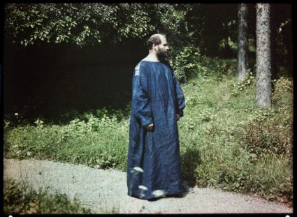 Gustav Klimt at the Atter lake. Lumiere-Autochrome-plate by Friedrich Walker. Cut-out. Austria. About 1910. Photo by Imagno/Getty Images.