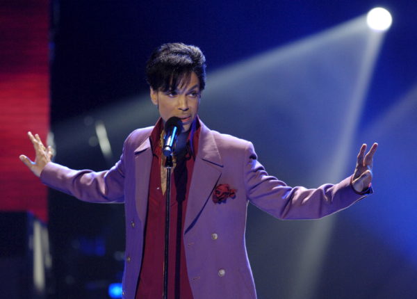Prince performs in a surprise appearance on the "American Idol" television show finale in 2006. Photo by Chris Pizzello/Reuters