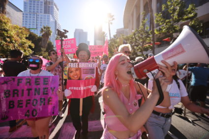 Supporters of singer Britney Spears gather outside the Stanley Mosk Courthouse on the day of her conservatorship case hearing, in Los Angeles, California, U.S. November 12, 2021. Photo by Mike Blake/REUTERS