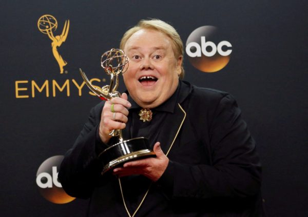 FILE PHOTO: Actor Louie Anderson poses backstage with his award for Best Supporting Actor in a Comedy Series for his role ...