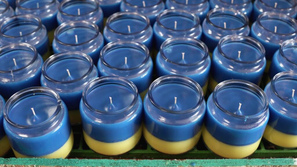 With deep roots in Ukraine, candlemaker realigns business to raise money for emergency aid