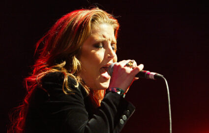 Singer Lisa Marie Presley performing with Camp Freddy live at the Avalon on April 13, 2004 in Los Angeles, California. Photo by Ricardo Dearatanha/Los Angeles Times via Getty Images